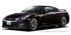 NISSAN GTR