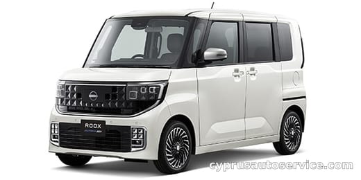NISSAN ROOX AUTECH LINE TURBO