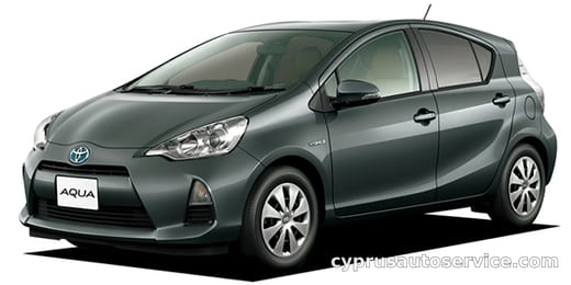 TOYOTA AQUA S