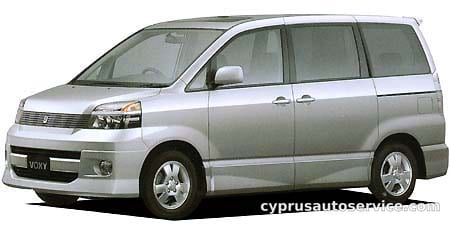 TOYOTA VOXY Z