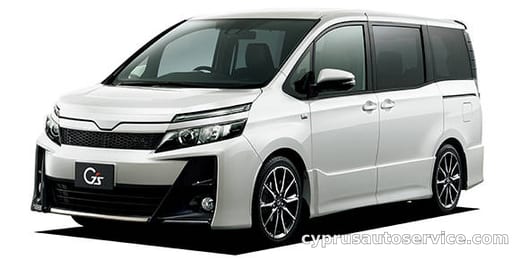 TOYOTA VOXY ZS GS