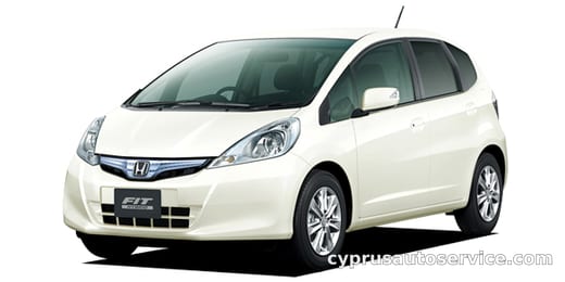 HONDA FIT HYBRID NAVI PREMIUM SELECTION