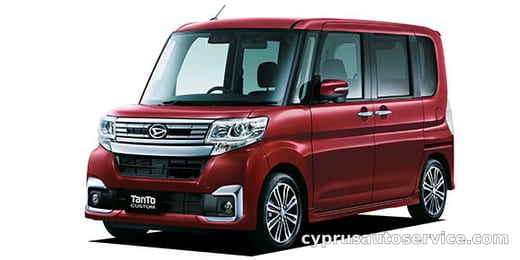 DAIHATSU TANTO CUSTOM RS SA III