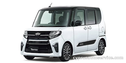 DAIHATSU TANTO CUSTOM RS