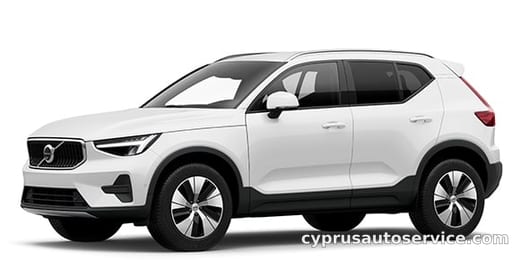 VOLVO XC40 PLUS B3 SELECTION