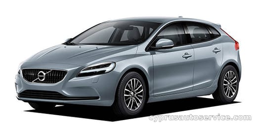 VOLVO V40 D4 MOMENTUM
