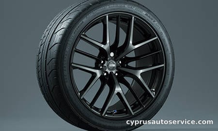 NISSAN GTR PURE EDITION