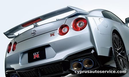 NISSAN GTR PURE EDITION