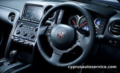NISSAN GTR