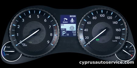 NISSAN FUGA HYBRID BASE GRADE