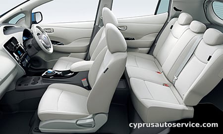 NISSAN LEAF S