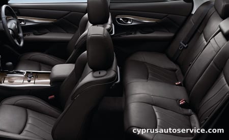 NISSAN FUGA 370VIP