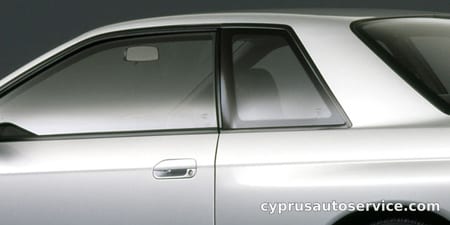 NISSAN SKYLINE GT-R