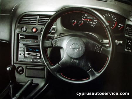 NISSAN SKYLINE GTS25T TYPE M