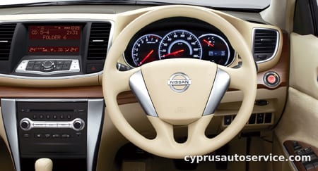 NISSAN TEANA 250XE