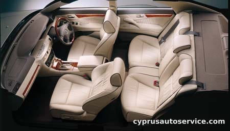 NISSAN GLORIA 300ULTIMA E PACKAGE