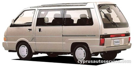 NISSAN VANETTE LARGO COACH SUPER SALOON