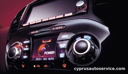 NISSAN JUKE 15RX TYPE V