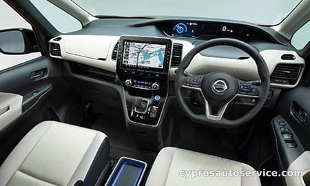NISSAN SERENA G