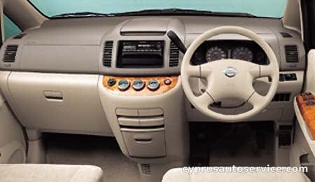 NISSAN SERENA DUAL DISC V-G NAVI PACKAGE