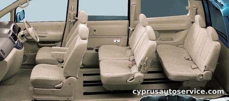 NISSAN SERENA DUAL DISC V-G NAVI PACKAGE