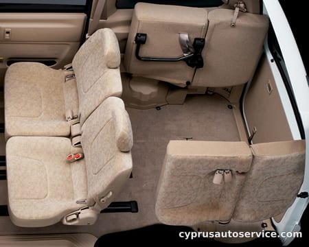 NISSAN SERENA V-G NAVI PACKAGE