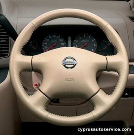 NISSAN SERENA V-G