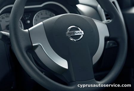 NISSAN WINGROAD 15S FOUR