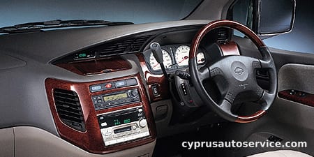 NISSAN ELGRAND HIGHWAY STAR LOUNGE PACKAGE