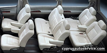 NISSAN ELGRAND HIGHWAY STAR LOUNGE PACKAGE