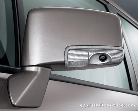 NISSAN PRESAGE 250XE
