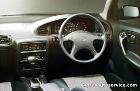 NISSAN AVENIR TYPE SI: