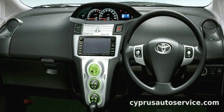 TOYOTA VITZ F INTELLIGENT PACKAGE
