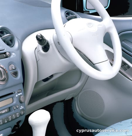 TOYOTA VITZ F D PACKAGE