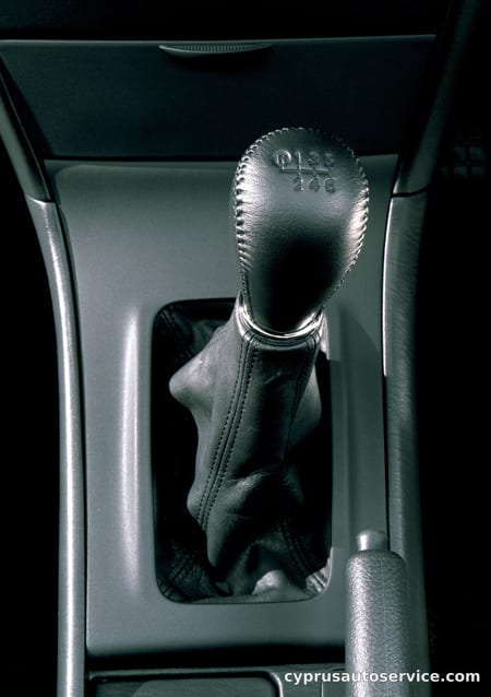 TOYOTA COROLLA RUNX X