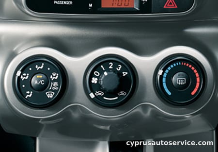 TOYOTA IST 150X
