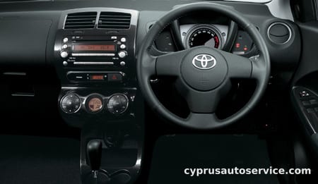 TOYOTA IST 150G