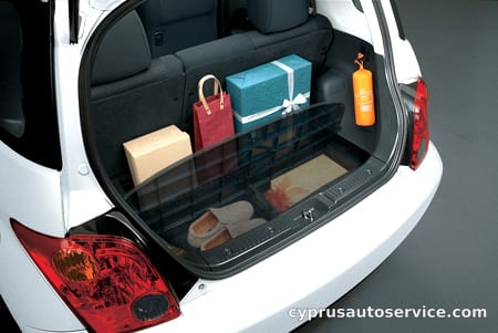 TOYOTA IST 1.3 F