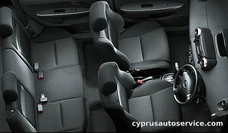 TOYOTA IST 1.3 F E EDITION