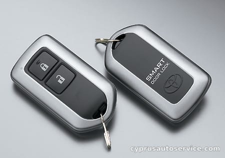 TOYOTA IST 1.3 F