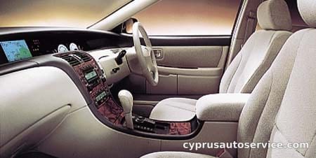 TOYOTA PRONARD 3.0L