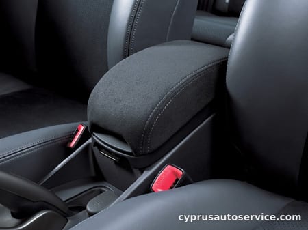 TOYOTA BLADE BASE GRADE