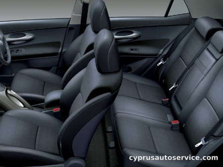 TOYOTA BLADE BASE GRADE