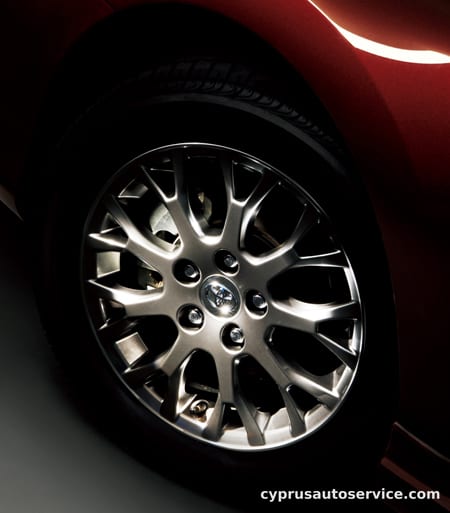 TOYOTA BLADE BASE GRADE