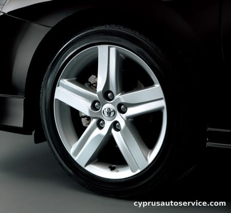 TOYOTA BLADE BASE GRADE