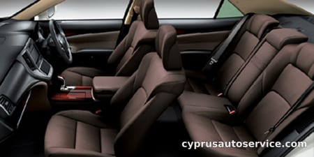 TOYOTA CROWN HYBRID ROYAL