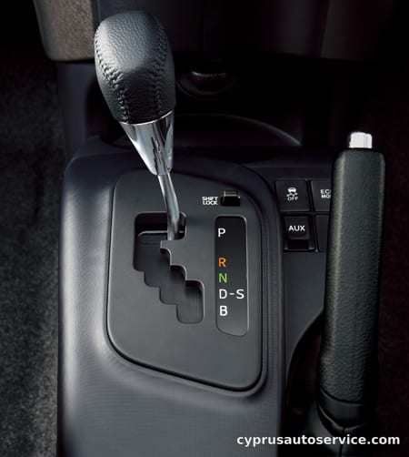 TOYOTA IQ100G