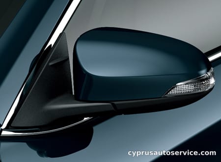 TOYOTA CAMRY HYBRID LEATHER PACKAGE