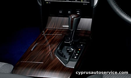 TOYOTA CAMRY HYBRID LEATHER PACKAGE
