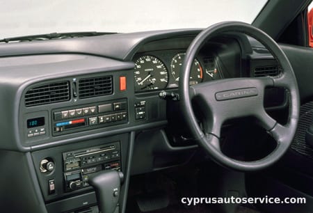 TOYOTA CARINA JEUNE